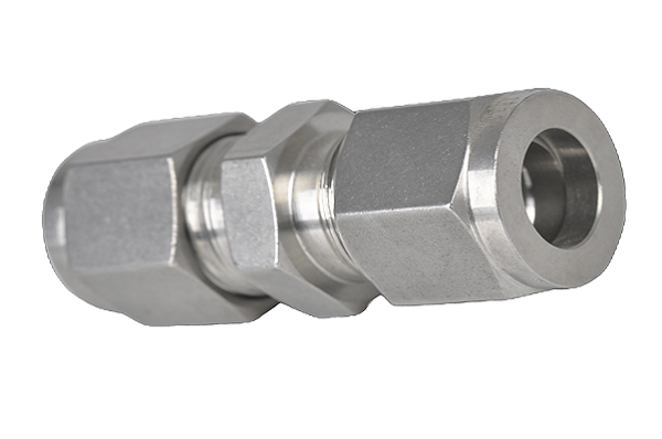 不銹鋼卡套直接，直通中間